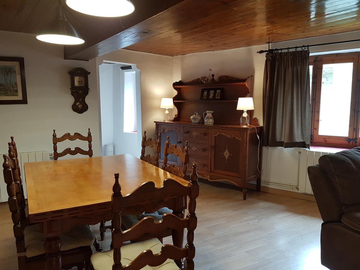 Apartaments Can Bundanci Setcases Bagian luar foto