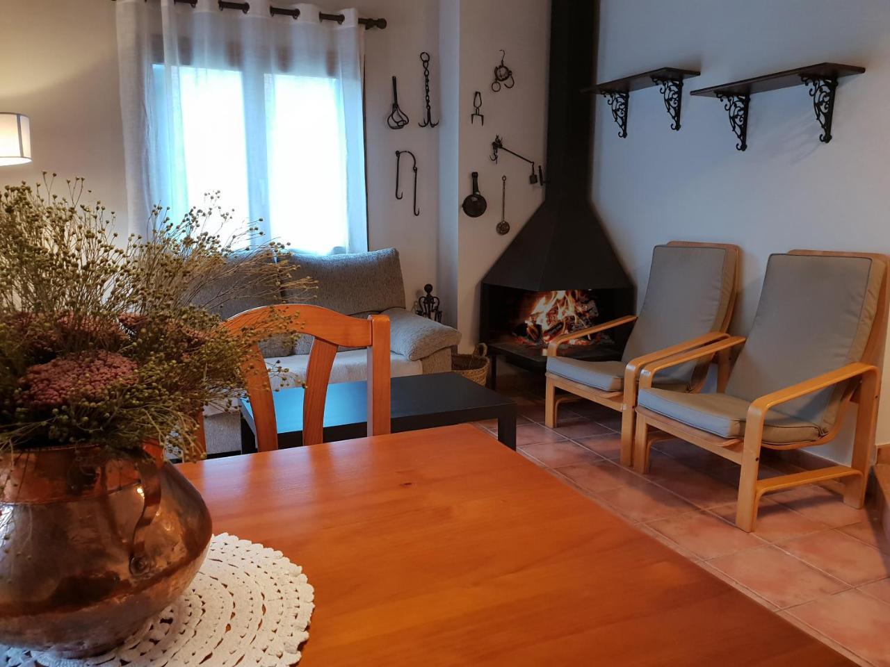 Apartaments Can Bundanci Setcases Bagian luar foto